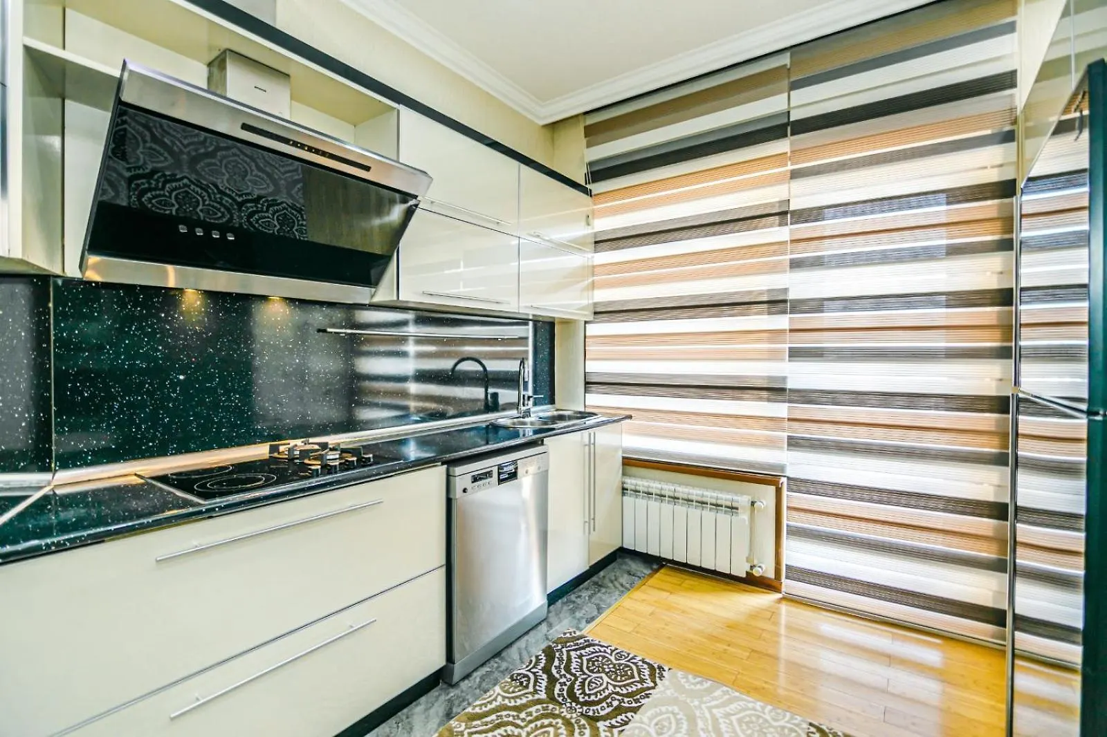 Nice House In Nizami Street Apartment Baku Azerbaijan