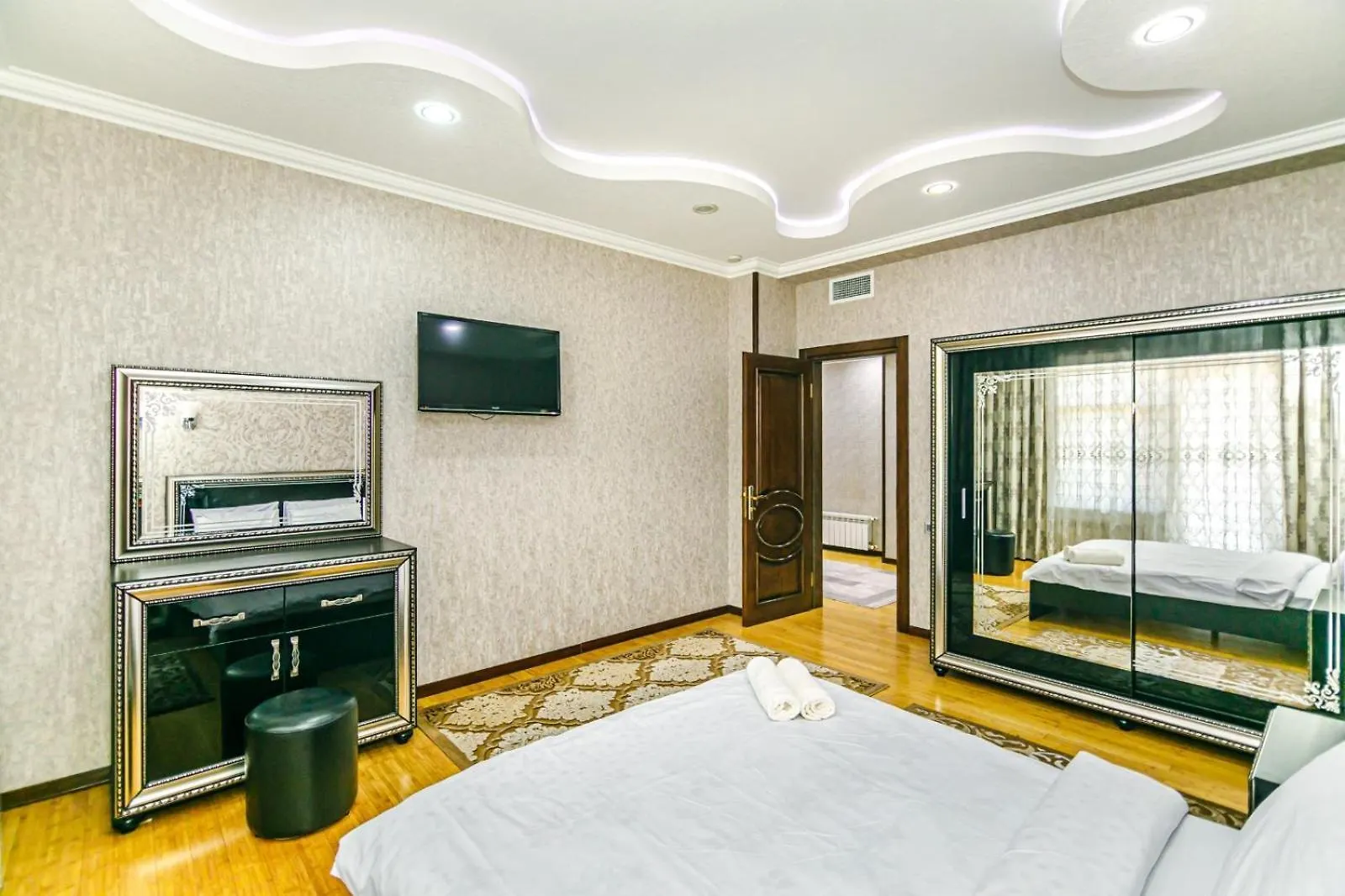 Nice House In Nizami Street Apartment Baku